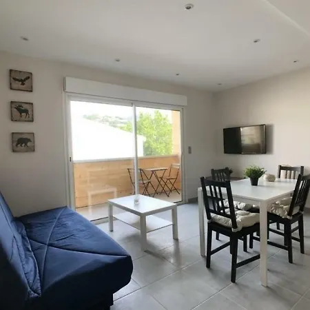 2 Pieces Balcon Et Parking Proche Centre 2 Apartment